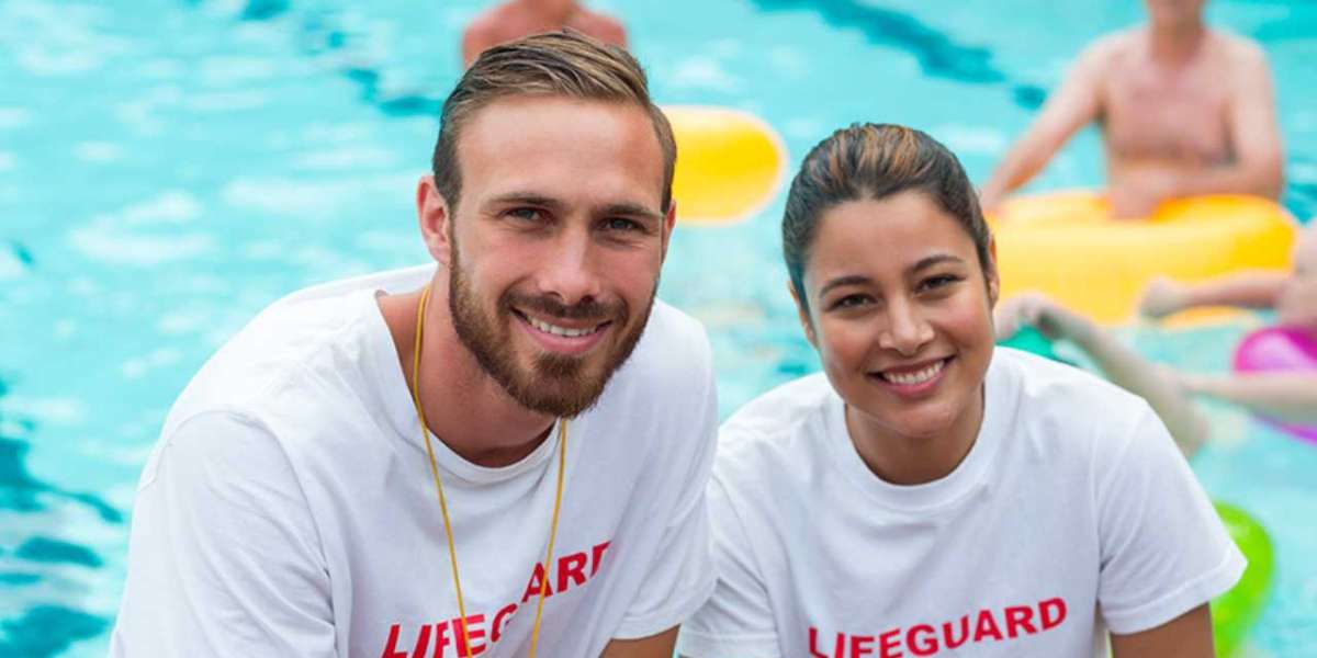 A Step-by-Step Overview of Lifeguard Certification Programs for 2024