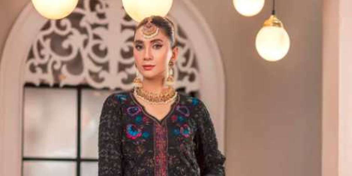 How Rangjah Stands Out Among Pakistani Branded Dresses