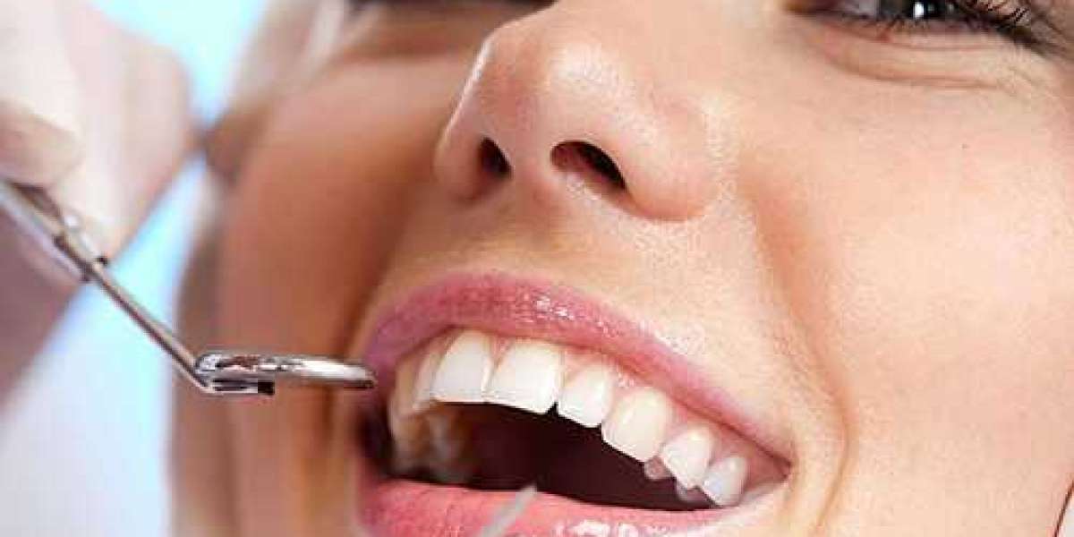 The Role of a Cosmetic Dentist in Tampa: Enhancing Your Smile with Expertise