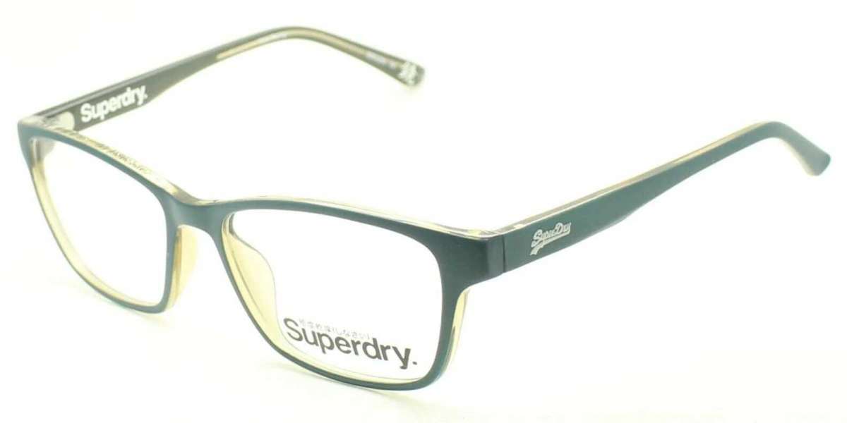 Unveiling the Superdry SDO YUMI: A Comprehensive Review of Style and Functionality