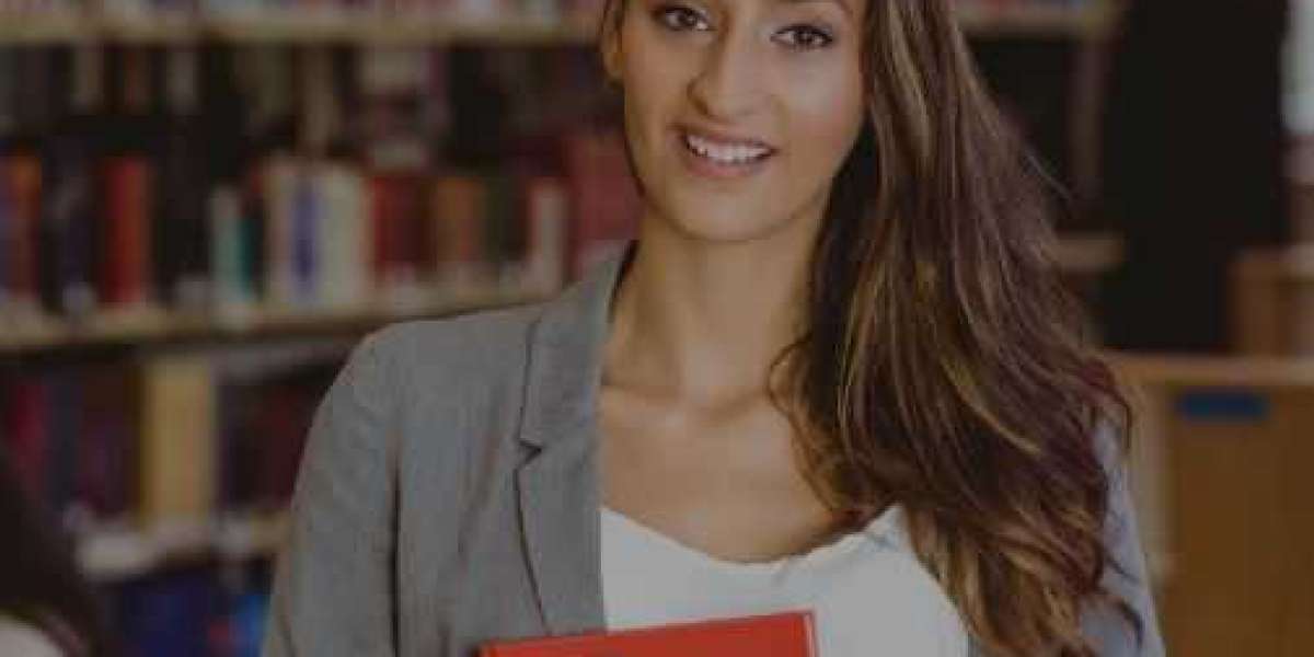 Top Italy Education Consultants in Delhi for Masters in Italy