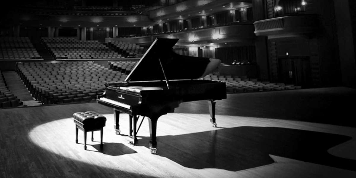 How Pianist Day is Celebrated Around the World: Examples and Stories