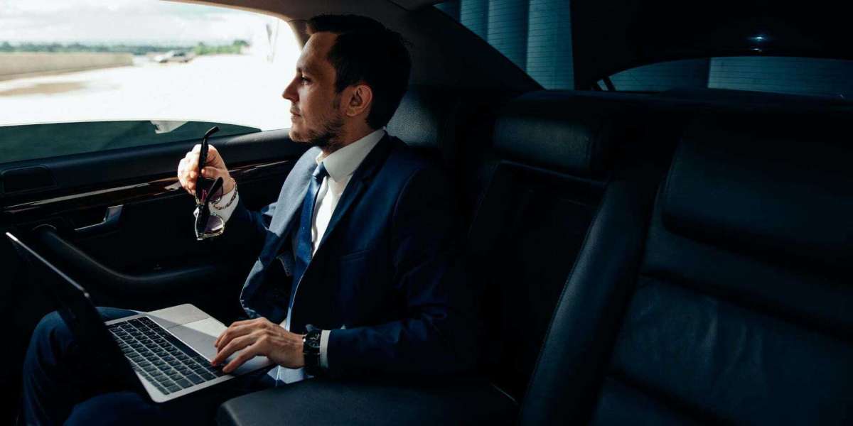 How a Chauffeur Can Make Your Next Business Trip Easier