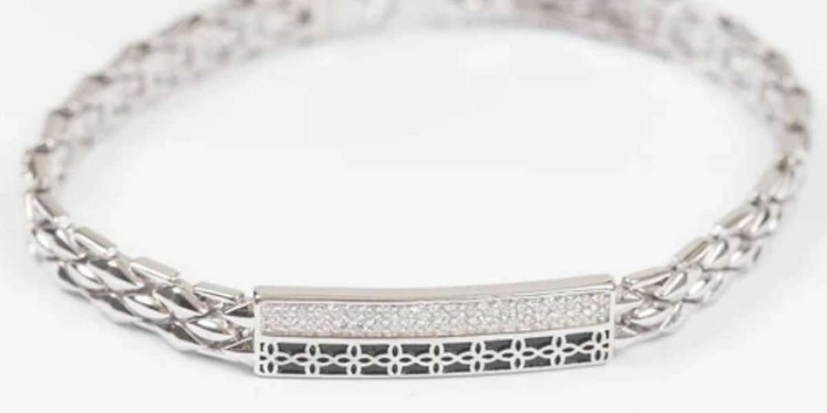 The Benefits of Investing in a High-Quality Original Silver Bracelet for Men