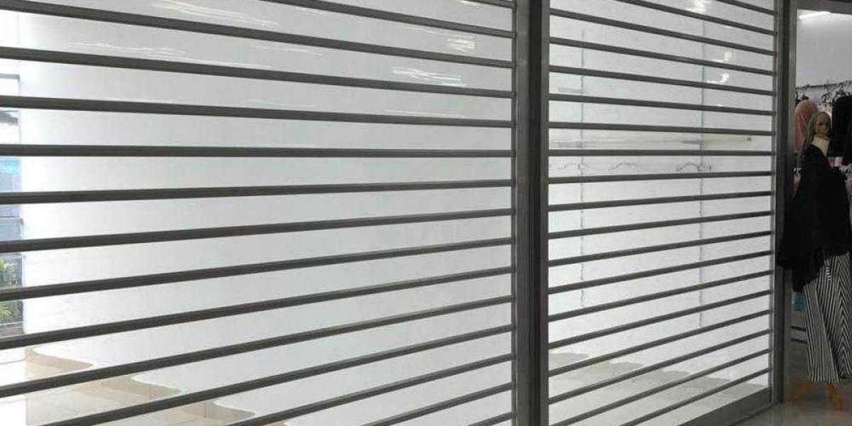 Clear Polycarbonate Roller Shutter – A Modern Security Solution