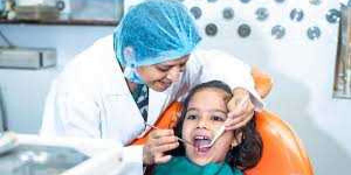 Pediatric Dentist – Gentle Care for Your Little One’s Smile