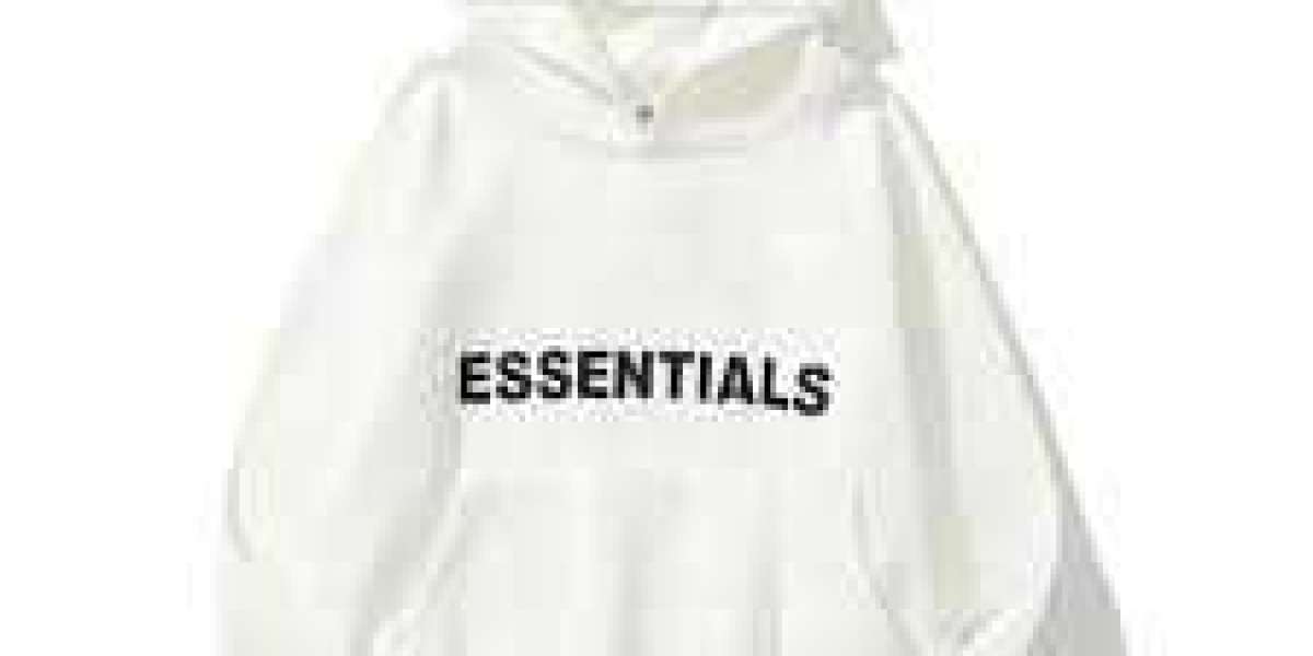 The Timeless Appeal of Essentials Hoodies: A Fashion Staple for All