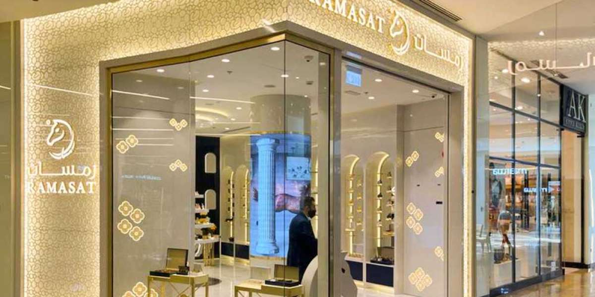 Top Perfume Shops in Dubai: Explore Exclusive and Luxury Fragrances