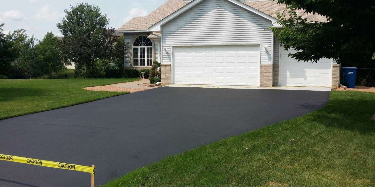 Why Tarmac Driveways Are Durable and Cost-Effective