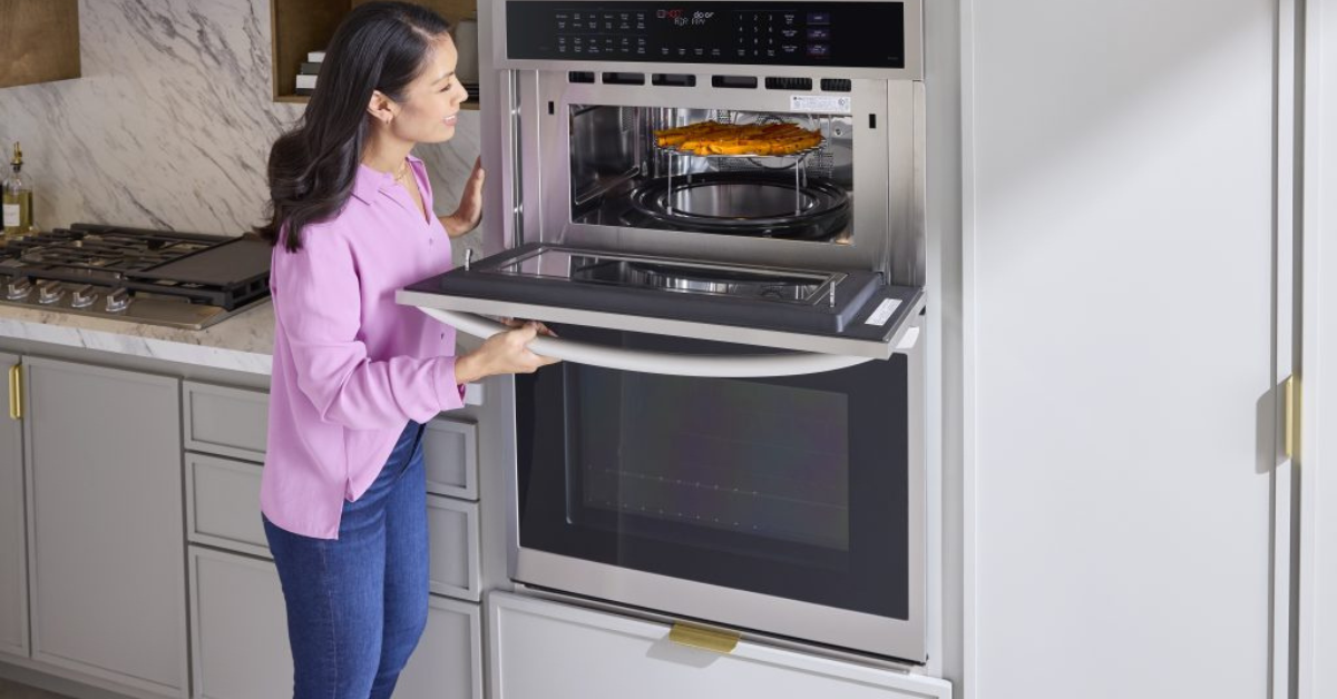 Discover the Best Wall Ovens for Your Kitchen Needs | Best Reviews 9