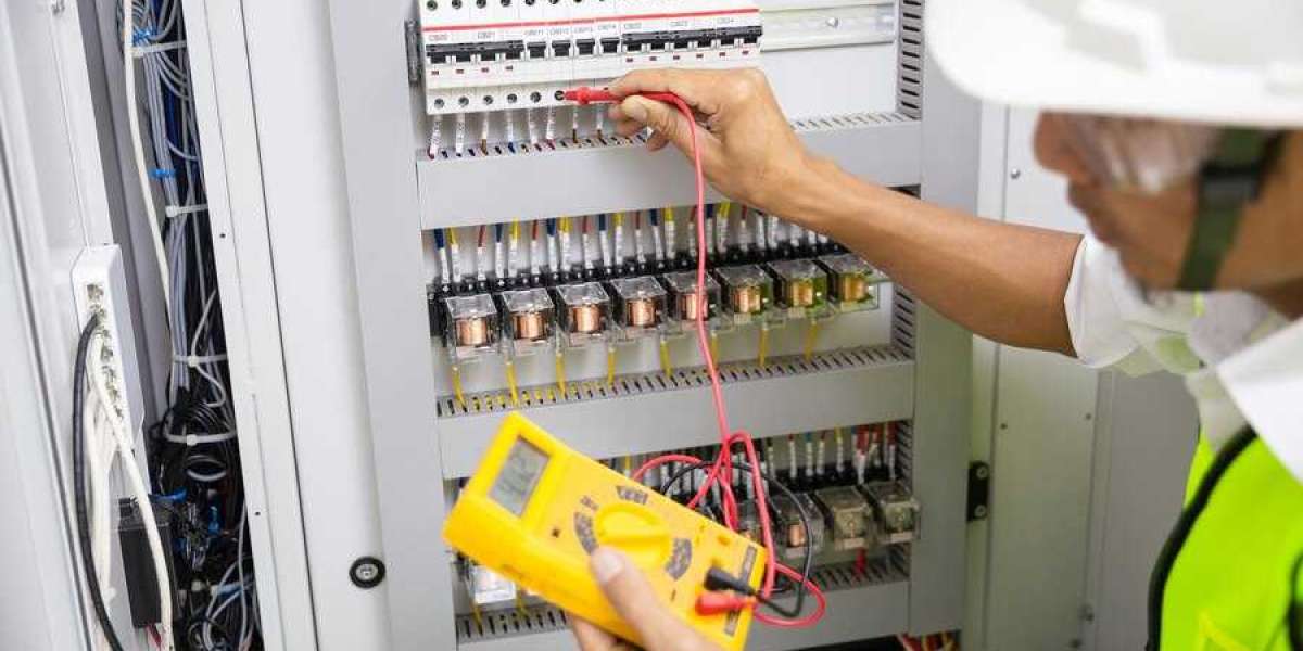 Hire The Best Electrician In Sunriver, OR For Expert Electrical Panel Installation & Wiring Repairs