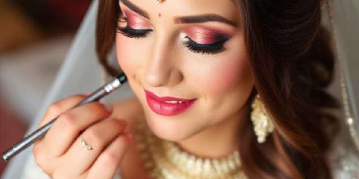 Best Bridal Makeup Trends in the UAE: A Guide for 2025 Brides