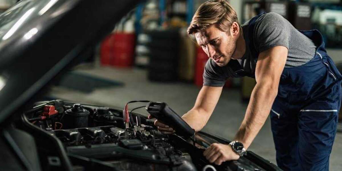 Find The Best Auto Service Shops Near Me For Routine Maintenance & Emergency Repairs