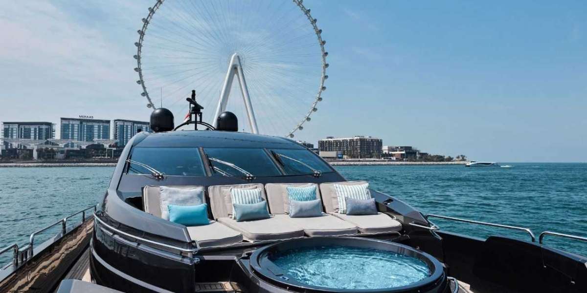 Discover the Ultimate Yacht Experience in Dubai