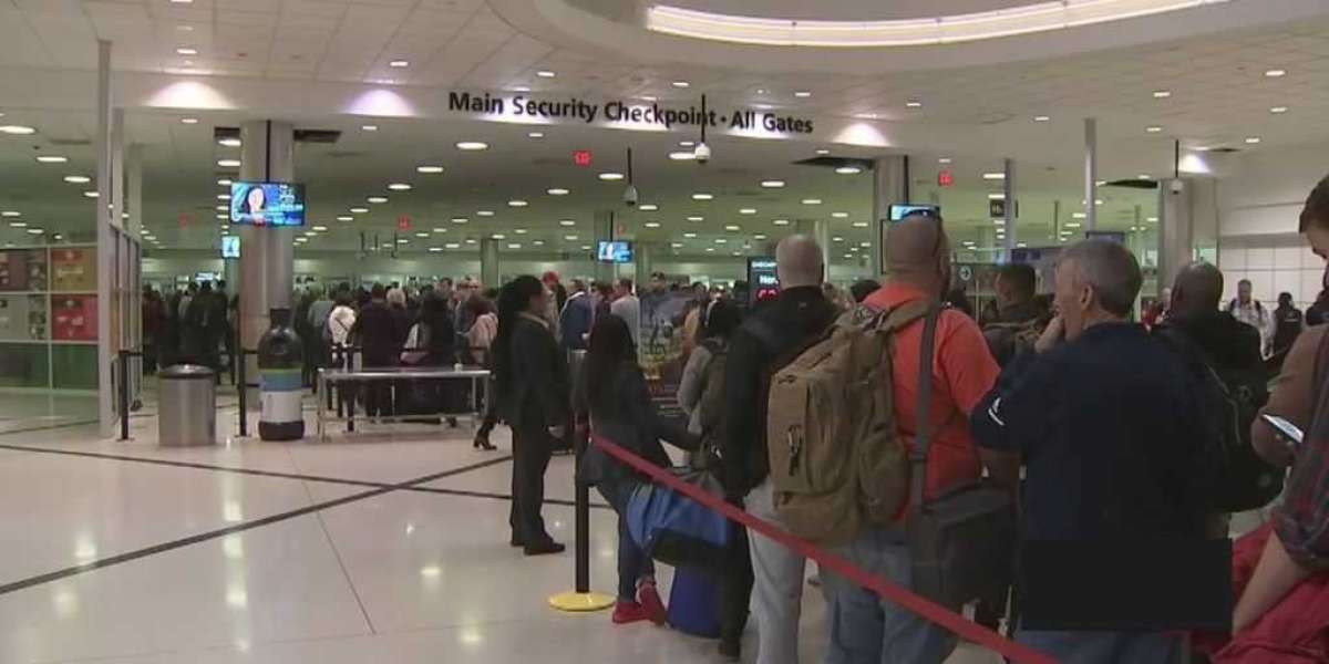 Flying Through ATL? Here’s Everything You Need to Know About TSA Wait Times